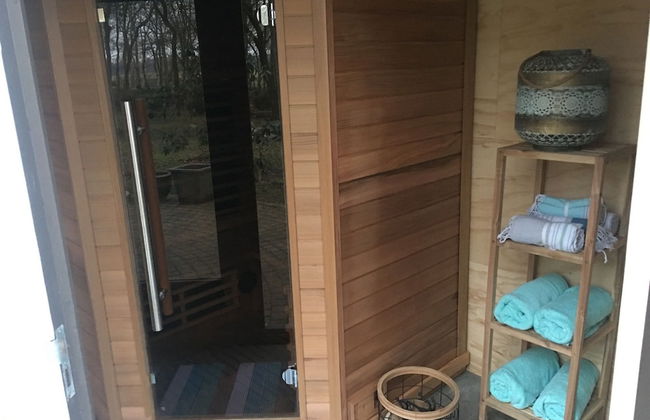 Beautiful Holiday Home With Sauna - Photo 22