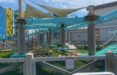 Beautiful caravan at Kent coast with wrap around decking and free WiFi sleeps 6 - Foto 16