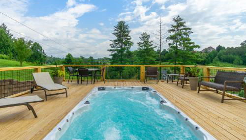 Stunning Modern Retreat! Year-Round Swim Spa | Hot Tub | Movie Room | Firepit - Foto 2