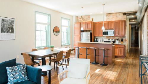 The Penthouse- Heart of OTR w/Rooftop Terrace - Foto 3