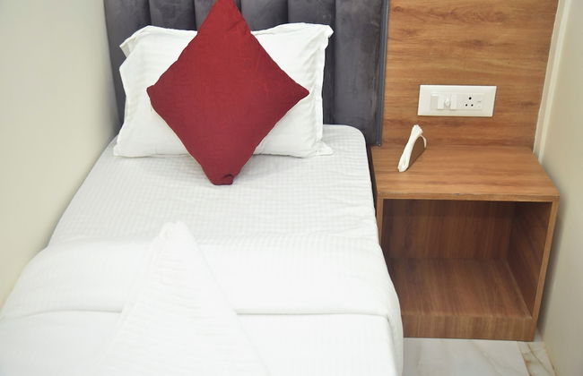 Vogue Cabin Stay Near NESCO - Foto 14