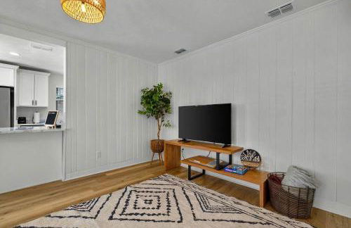 It's A Vibe- less than 10mins Capital,Hospitals,FAMU,&FSU - Foto 31