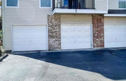 Pool View Escape - Near Shops & Dining - Foto 19