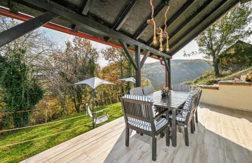 Gorgeous Home In Gornja Voca With Sauna - Foto 1