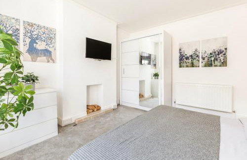 Beautiful 2 bed apartment in central London - Photo 28