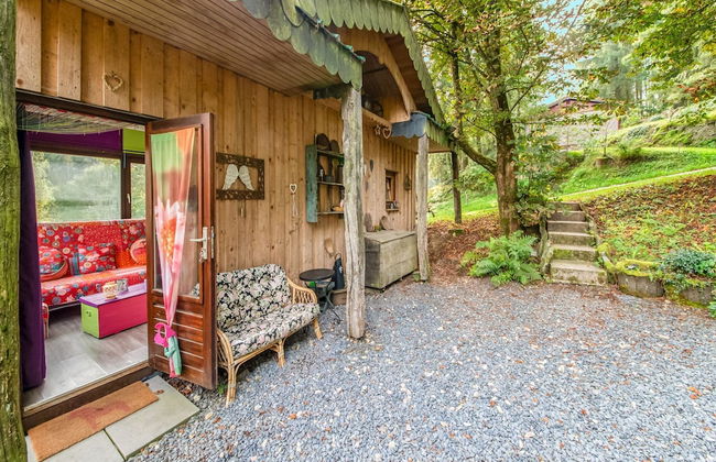 Lively Holiday Home With Garden, Barbecue, Garden Furniture - Foto 2