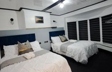 Family Holiday with Hot tub , Family groups only - Foto 38