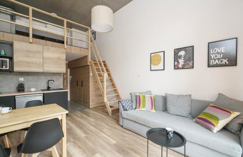 Sleep & Fly & Stay I Comfort Apartament - Foto 13