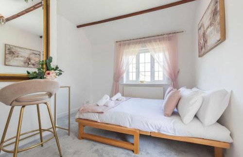 Beautiful Danford House & Lodge with Hot Tub - Foto 35