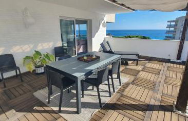 Ático con gran terraza y vistas al mar - Photo 16