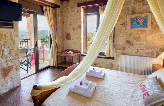 Villa in Tavronitis With Pool & Stunning Views - Photo 7