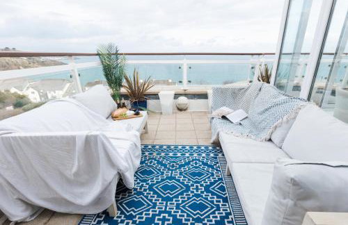 NEW! Stunning 2 Bed Beach Front Penthouse Apartment - Topaz, Compass Point - Foto 31