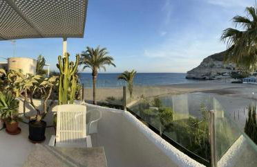 El Jardín del Camaleón - Foto 1