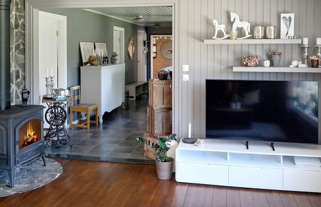 4 Person Holiday Home in Gunnarskog - Photo 9