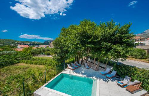 Villa Gold Residence 1 - Photo 2