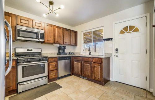 Carson Camp Gym Workstations & Fenced Yard - Foto 22