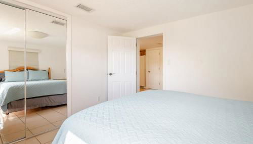 Welcome to Your Serene Waterfront Getaway! - Foto 2