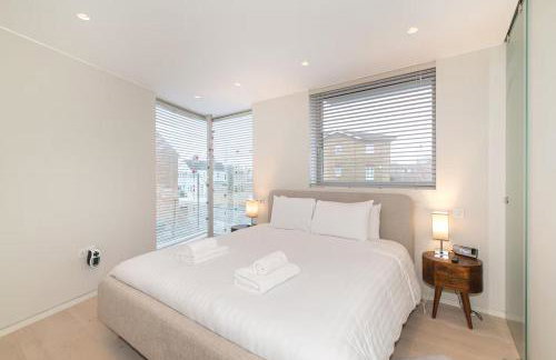 Modern Smart Home with Garden close to Richmond - Pass the Keys - Foto 3