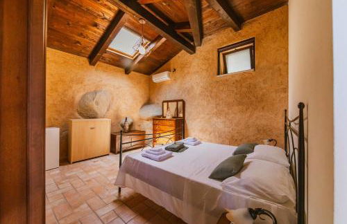 Calàmi - Villa Romeo - Private Apartments with Pool, Seaview & Olive Grove - Foto 64