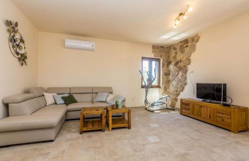 Rustic Villa Bellamare - Photo 6