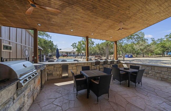 Luxury Retreat for 28 Terracotta Bliss Getaway - Photo 49