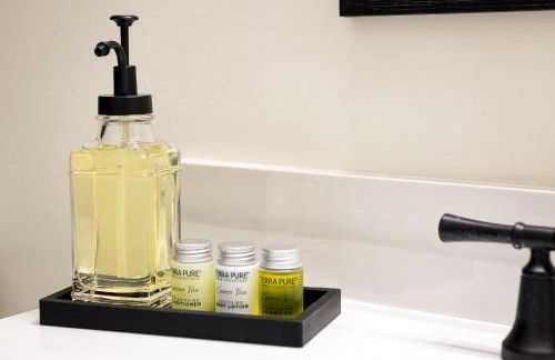 Emerald Retreat - Central & Stylish - 2 BR/2 BA - Foto 18