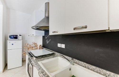 Campus House - Photo 29