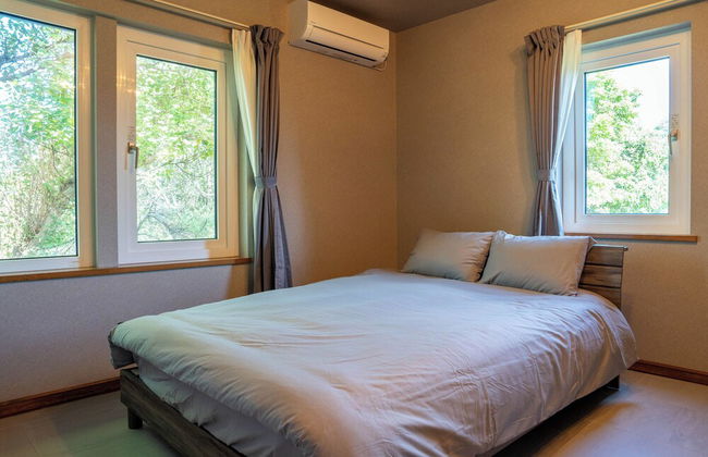 THE CHATEAU - Photo 6