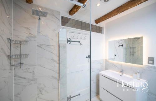 Stable Annex Bisham - Vibrant 1 Bed With Parking - Photo 5