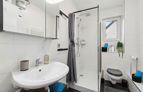 Stylisches Apartment, 2-5 Personen, Zentral, Nähe Messe - Foto 16