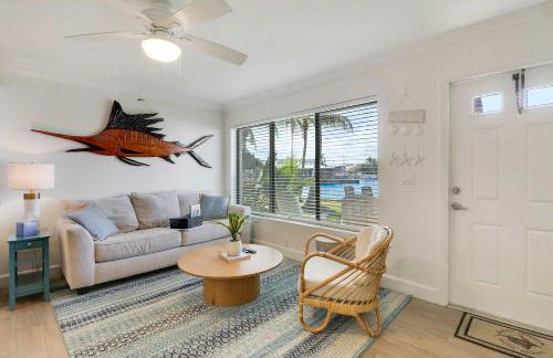 Sailfish Suites 4- Waterfront Pet friendly - Photo 14