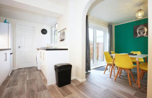 Blagdon Park By N And N Stays Ltd, Perfect for Contractors and Workers, Transport links 10 mins to City Centre, Free on Street Parking, Fast Wifi - Photo 16