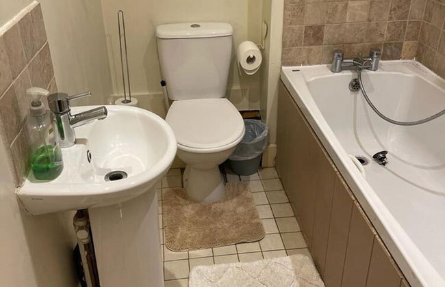 Oxfordshire Village Cottage With Private Garden - Foto 8