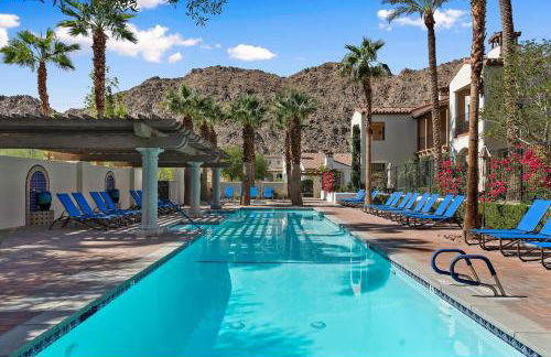 Luxury 1BR Suite Living Room, Patio, Fp & Kitchen, 12 pools -Legacy Villas - Photo 27