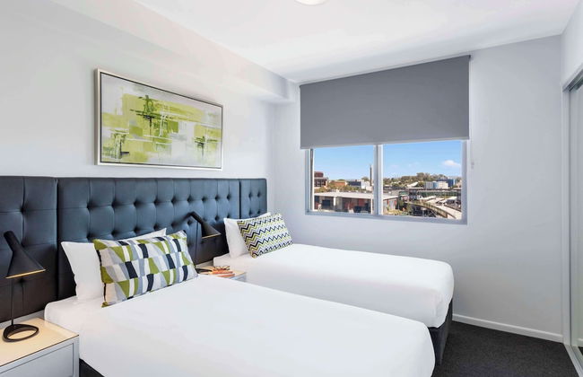 Oaks Brisbane Woolloongabba Suites - Photo 7