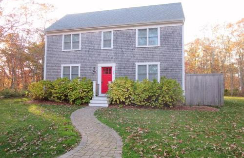 Beach Days Await at Harwich Getaway - Photo 22