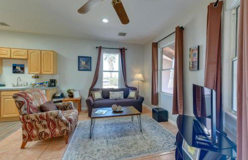 Eloy Vacation Rental with Community Pool and Courtyard - Foto 5