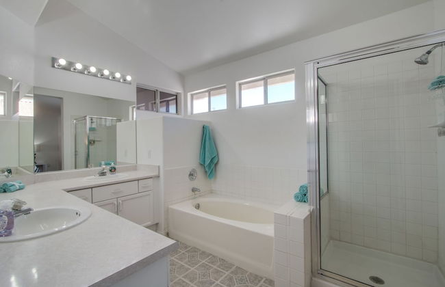 Beautiful Spacious House very Nice area - Photo 7