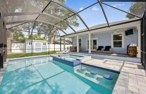 Luxury Stay Heated Pool and Hot Tub Fenced Yard - Foto 2