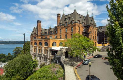 King Bed, Near DT and Best Restaurants, Pets OK! - Foto 39