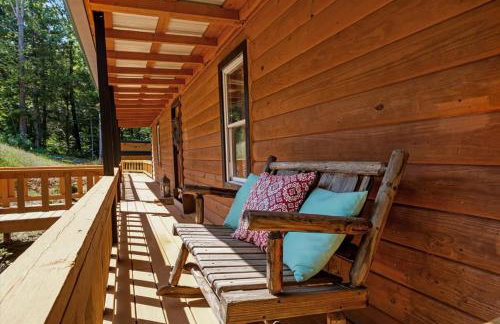 The Heartwood Hideaway-Charming Cabin Getaway-Trails, Creek, and Starry Nights - Foto 60