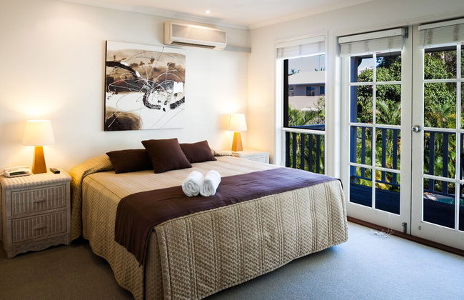 Sandy Beach Resort - Photo 2