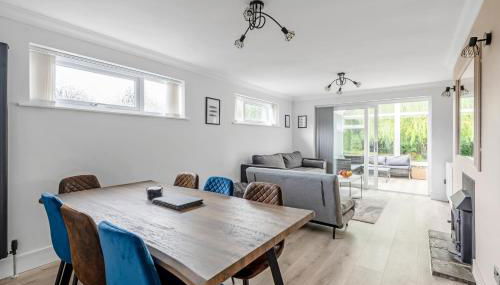 Waterside Cottage - Hot Tub, Mooring, Arcade, Bar - Foto 5