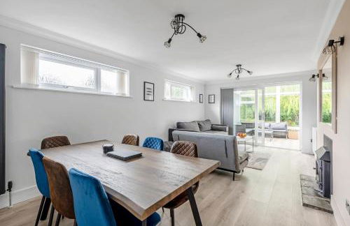 Waterside Cottage - Hot Tub, Mooring, Arcade, Bar - Foto 5