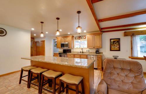 Cozy Cabin on 1 Acre in Premier Pine Neighborhood - Foto 10