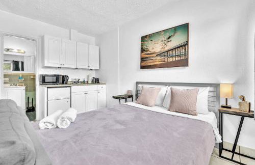 Executive Studio Hollywood Blvd & Near Beach - Foto 10