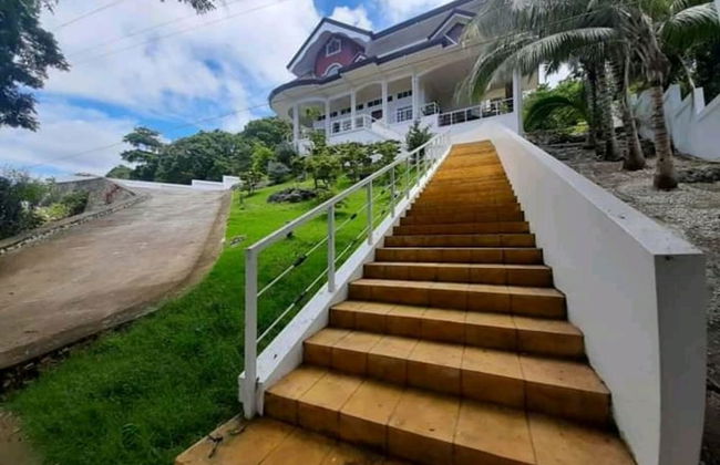 Canoy's Mansion Apartelle in Dalaguete Cebu - Foto 1