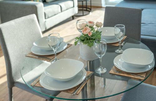 Skyvillion - London River Thames Top Floor Apartments by Woolwich Ferry, Mins to London ExCel, O2 Arena , London City Airport with Parking - Foto 40