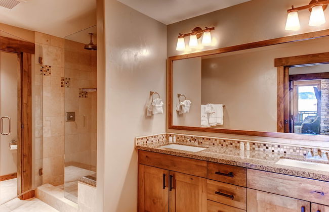 Trailhead Lodge - Photo 50