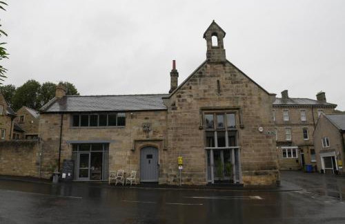 Apartment 4 Tomlinsons Apartments - Photo 1